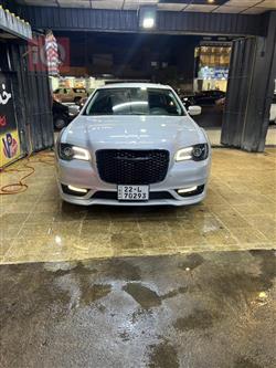 کرایسلەر 300